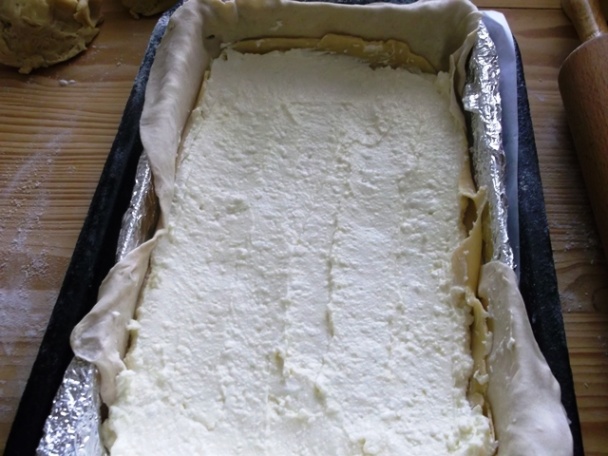 Veľkonočný vrstvený koláč z dvojakého cesta (fotorecept) - obrázok 5