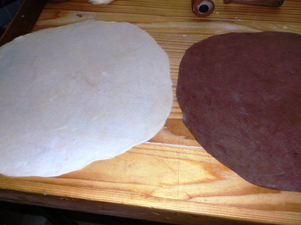 Plnené farebné špirálové rohlíčky na sladko (fotopostup) - obrázok 6