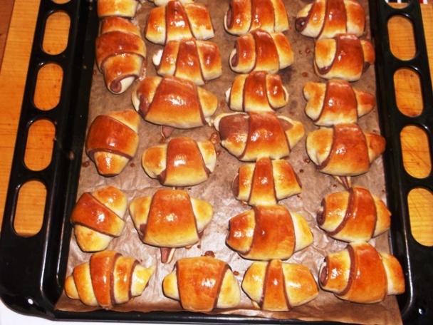 Plnené farebné špirálové rohlíčky na sladko (fotopostup) - obrázok 12