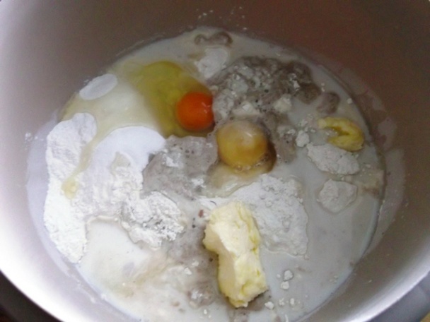 Orechové koláče z kysnutého lístkového cesta (fotorecept) - obrázok 1