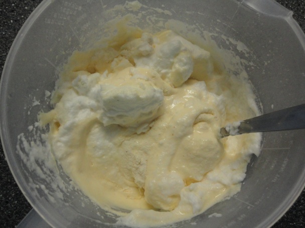 Jarný tvarohový koláčik (fotopostup) - obrázok 3