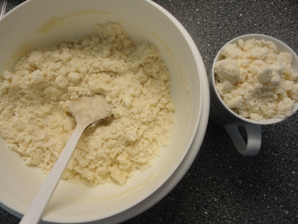 Hrnčekový ovocný koláč - obrázok 4