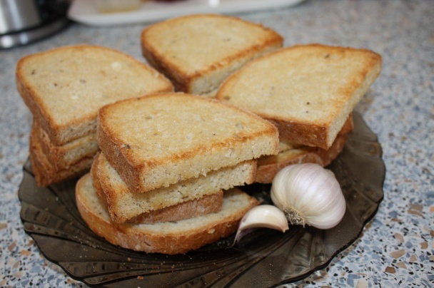 Cesnakové hrianky v pivnom vajíčku (fotorecept) - obrázok 3