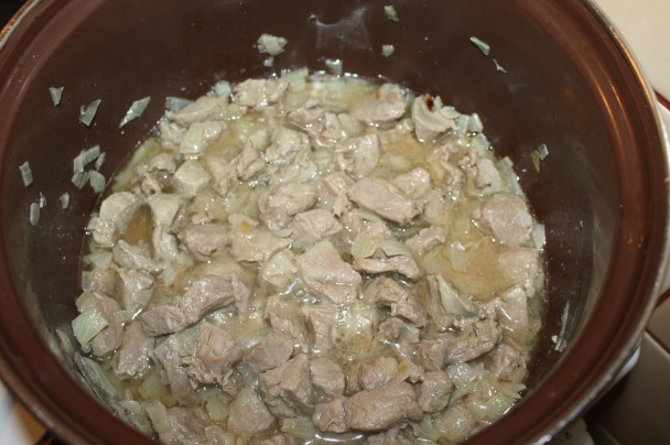 Srnčí guláš (fotorecept) - obrázok 3