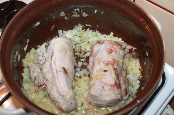 Bravčový wellington s bylinkovou omáčkou (fotorecept) - obrázok 3