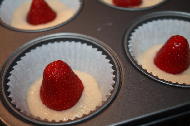 Jahodové muffinky (fotorecept) - obrázok 5