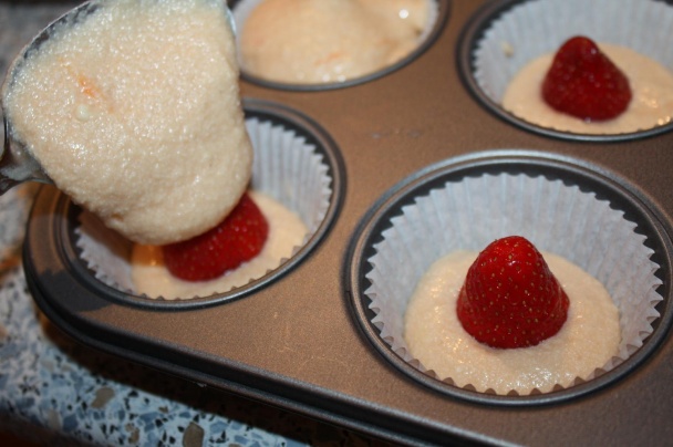 Jahodové muffinky (fotorecept) - obrázok 6