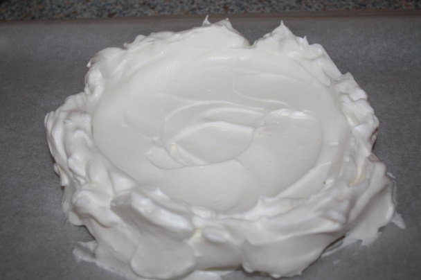 Snehová torta s tvarohom a ovocím (fotorecept) - obrázok 4