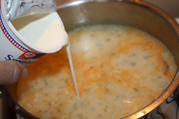 Klobásová omáčka s kôprom (fotorecept) - obrázok 3