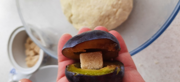 Slivkové gule z tvarohového cesta (fotorecept) - obrázok 2