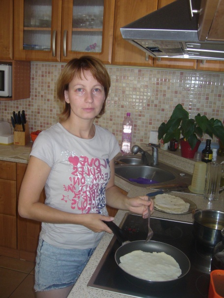 Arabský chlieb plnený zeleninou a mäsom - obrázok 1