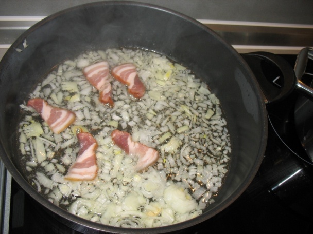 Viedenská roštenka s opekanými zemiakmi (fotorecept) - obrázok 2