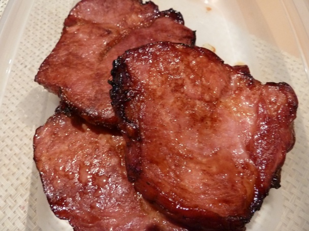 Grilované údené s ananásovou salsou - obrázok 2