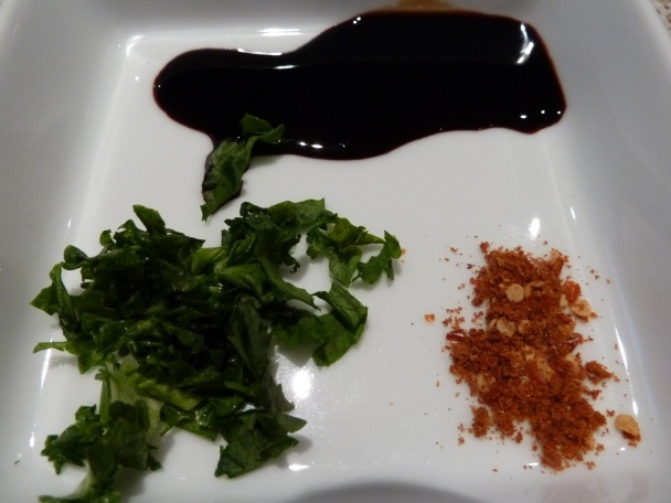 Grilované údené s ananásovou salsou - obrázok 4