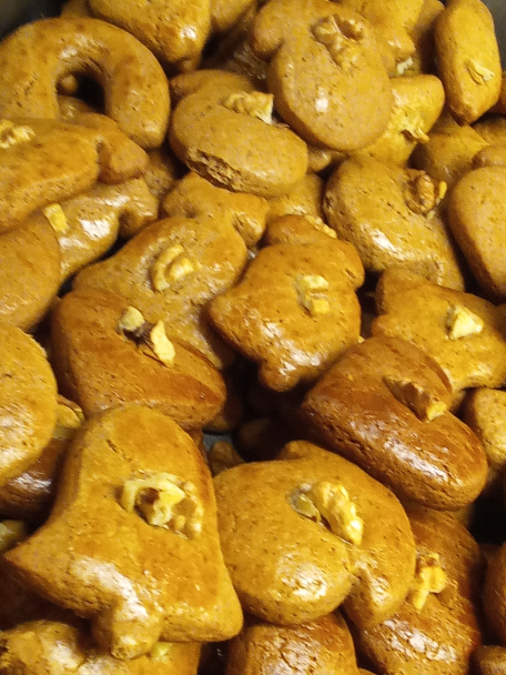 Vianočné pečivo - medovníčky  - obrázok 3