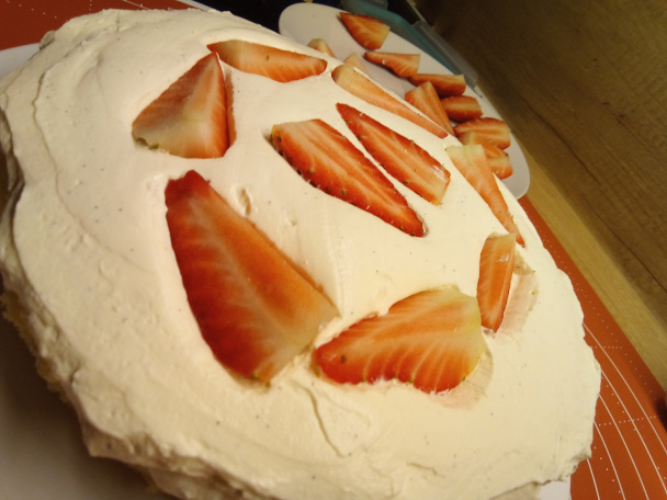 Torta s mascarpone a jahodami (fotorecept) - obrázok 2