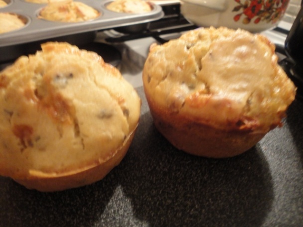 Bazalkové muffiny s kozím camembertom (fotorecept) - obrázok 3