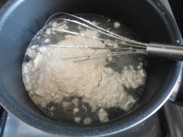 Kvások Tangzhong - water roux kvások alebo želatinizácia škrobu (fotorecept) - obrázok 1