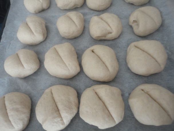 Klasické žemličky z chlebovej múky (fotorecept) - obrázok 3