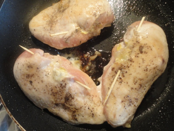 Kuracie prsia plnené kozím syrom a artičokmi (fotorecept) - obrázok 8