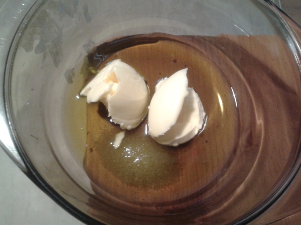 Bochníčky s restovanými paradajkami a cesnakom - obrázok 2