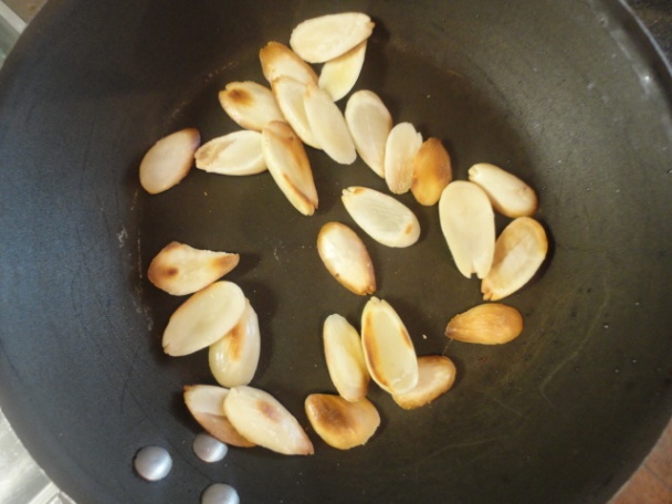 Mečúň s citrusovo-mandľovou glazúrou (fotorecept) - obrázok 4