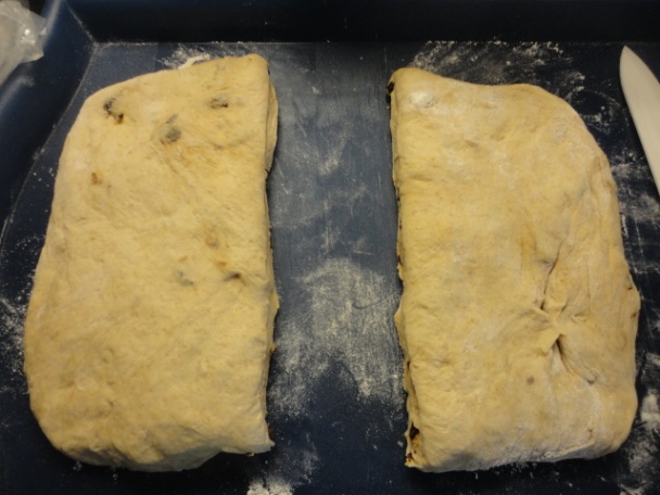 Rustikálne chlebové žemličky so sušenými rajčinami - obrázok 6