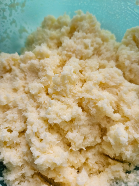 Kokosové guľôčky s mandľami - obrázok 1