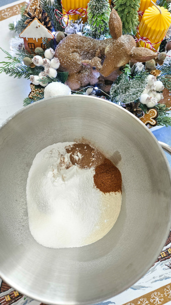 Adventná bábovka so slivkovým lekvárom (fotorecept) - obrázok 1