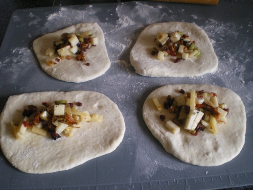 Fougasse -provensálsky plnený chlebík (fotorecept) - obrázok 6