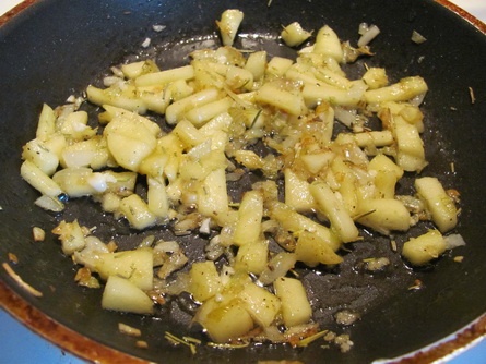 Kurča plnené jablkami a cibuľou (fotorecept) - obrázok 1