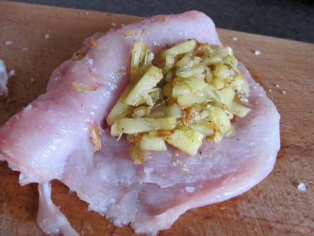 Kurča plnené jablkami a cibuľou (fotorecept) - obrázok 3