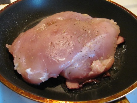 Kurča plnené jablkami a cibuľou (fotorecept) - obrázok 5