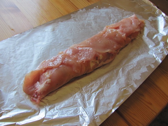 Kuracia roláda s ricottou, hubami na smotane a zemiakovými plackami (fotorecept) - obrázok 5