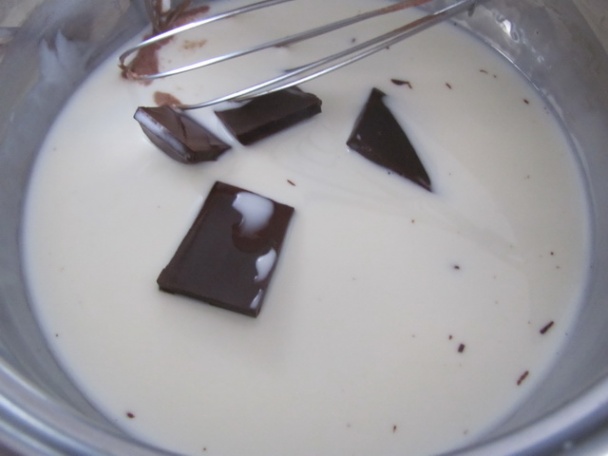  Cheesecake s čokoládovou penou - obrázok 12