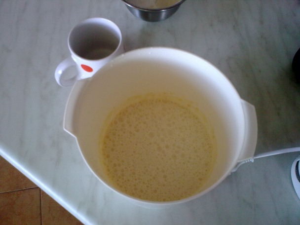 Hrnčekový višňový koláč (fotorecept) - obrázok 3