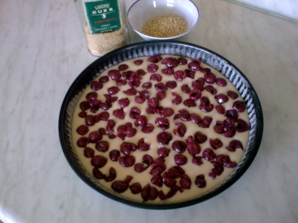 Hrnčekový višňový koláč (fotorecept) - obrázok 6