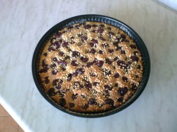 Hrnčekový višňový koláč (fotorecept) - obrázok 8