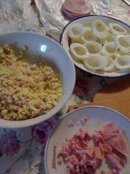 Vyprážané plnené vajcia - obrázok 1