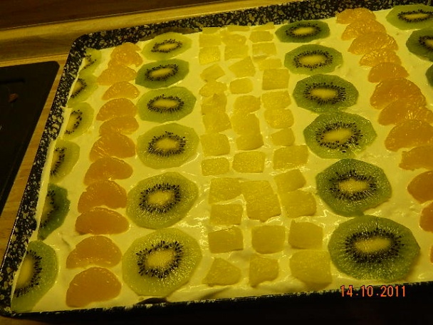 Šťavnaté ovocno-smotanové rezy (fotorecept) - obrázok 7