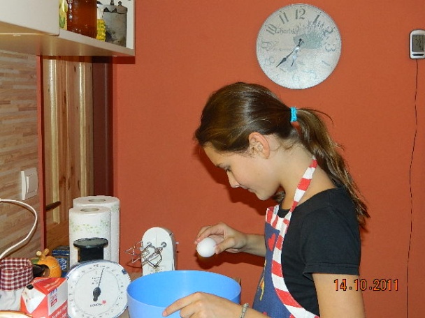 Šťavnaté ovocno-smotanové rezy (fotorecept) - obrázok 11