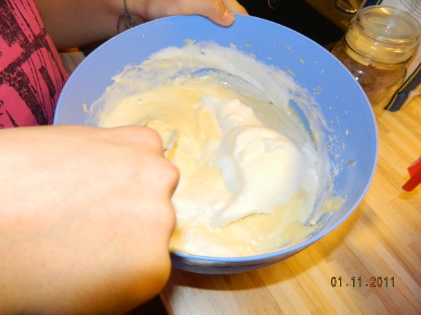 Pudingovo-smotanový koláč (fotorecept) - obrázok 4