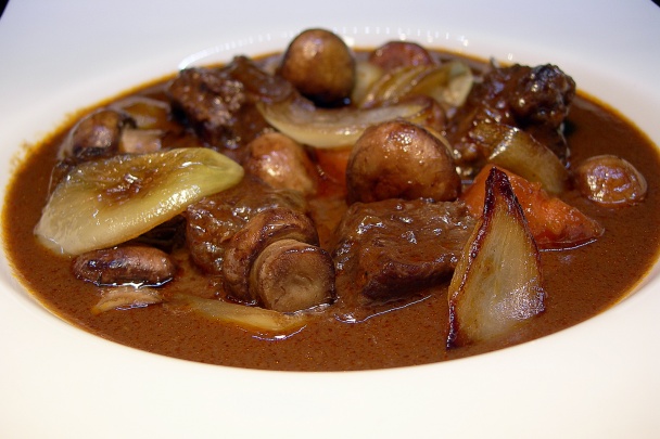 Burgundské z hovädzích líčok (Beef Bourguignon) - obrázok 1