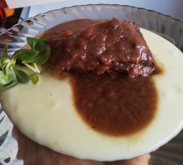 Hovädzie líčka na víne (fotorecept) - obrázok 8