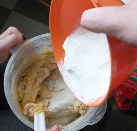 Macadmia cookie zo Subway (White macadmia nut cookie) - obrázok 3