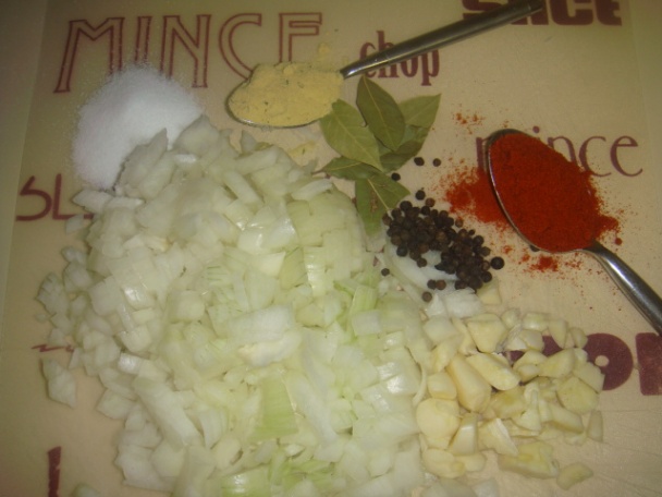 Paprikáš z kuracích stehien (fotorecept) - obrázok 2