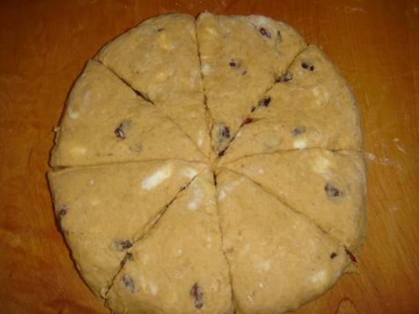 Scones s tekvicou a brusnicami(fotorecept) - obrázok 4