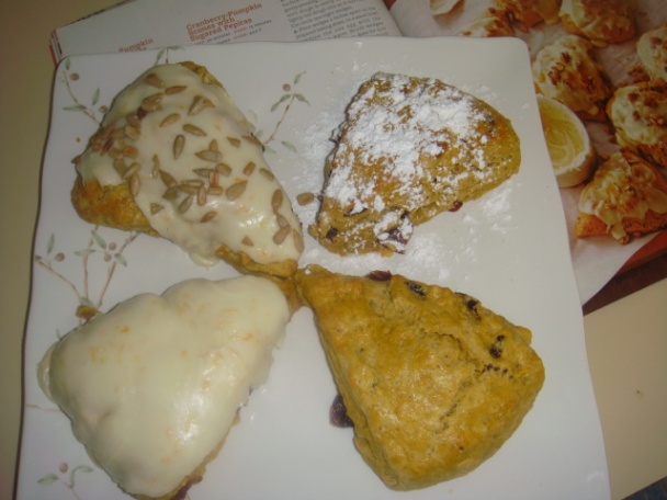 Scones s tekvicou a brusnicami(fotorecept) - obrázok 8