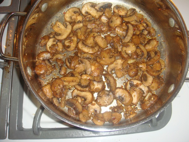 Ravioli, portobello a špenát v Alfredo omáčke (fotorecept) - obrázok 4