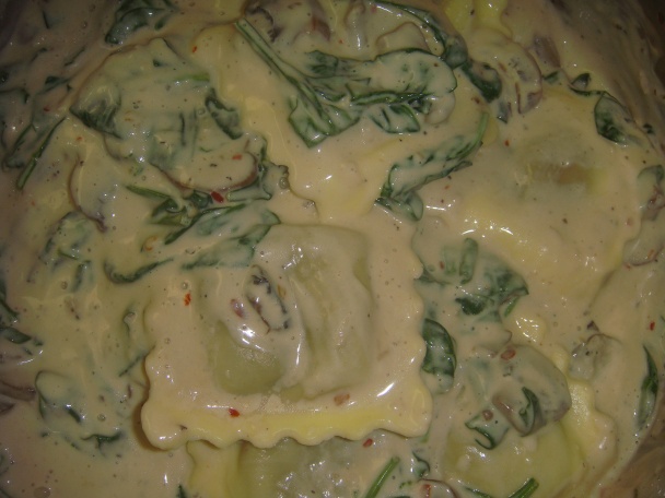 Ravioli, portobello a špenát v Alfredo omáčke (fotorecept) - obrázok 8